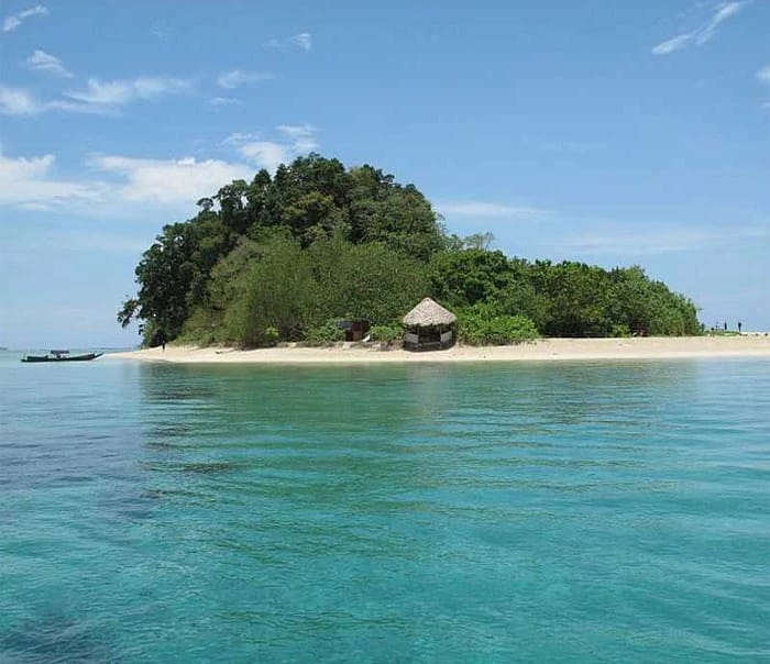 Jolly Buoy Island clear waters